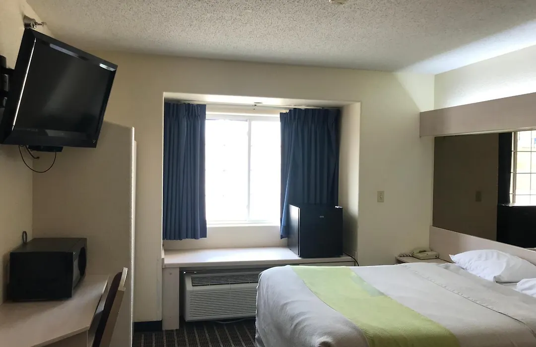 Chadron Inn & Suites-1