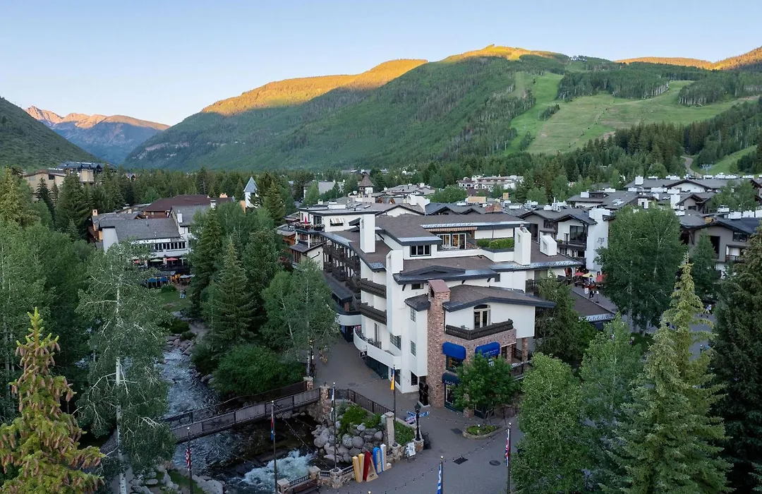 Sitzmark Vail-1