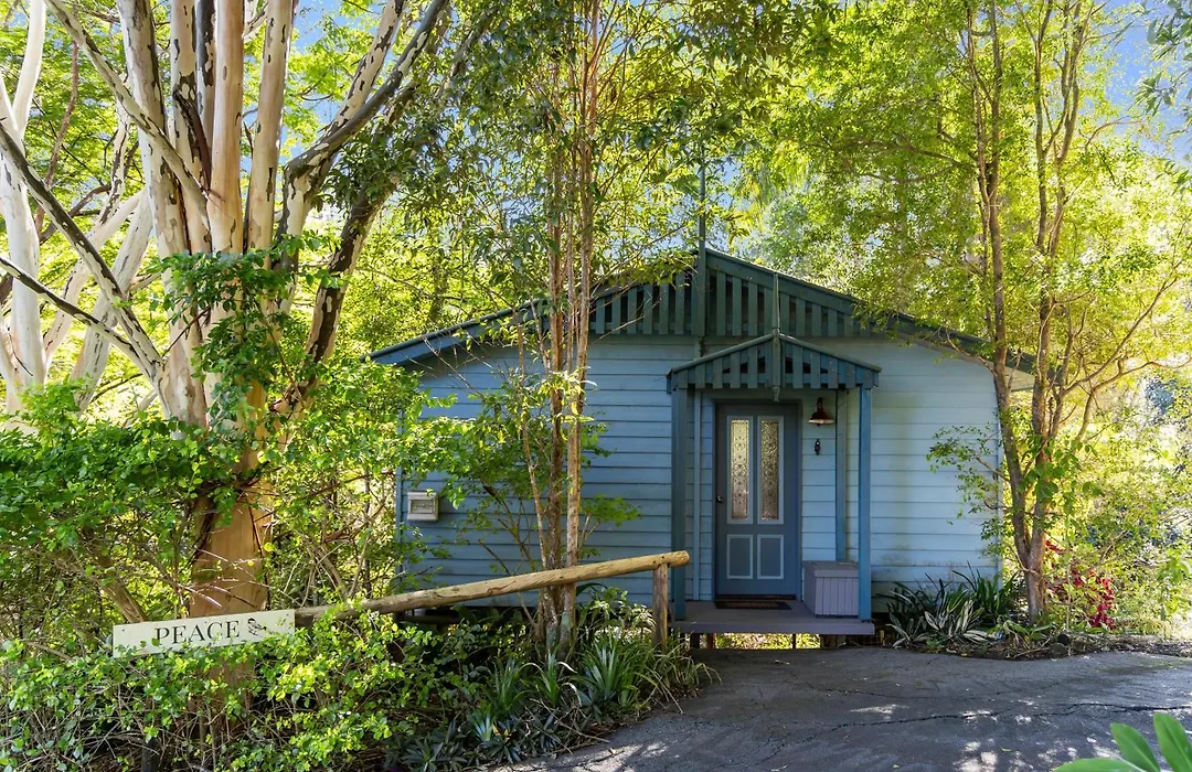 Montville Country Cabins-1
