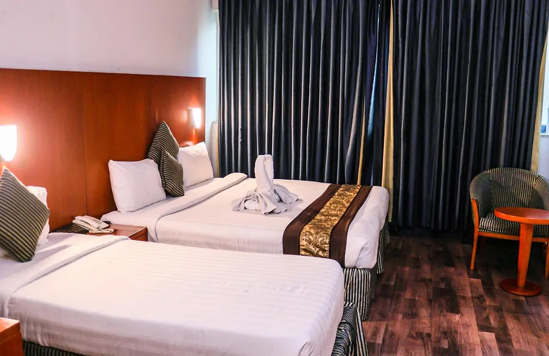 Boonmax Hotel-1