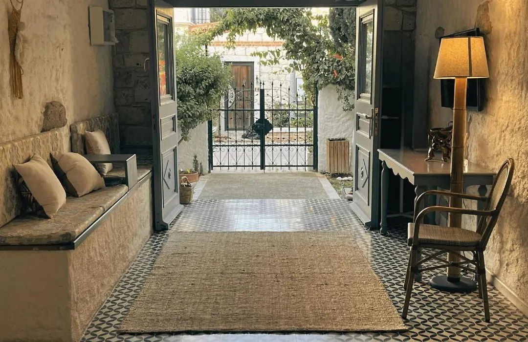 Mina Otel by Adda Alaçatı-1