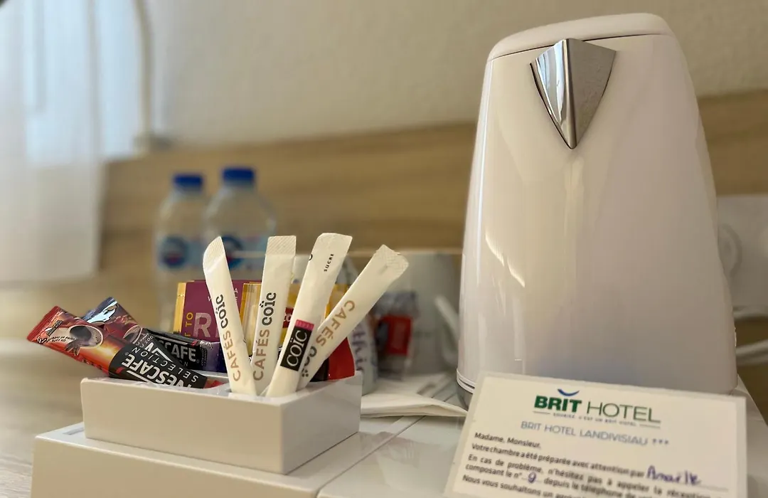 Brit Hotel Landivisiau-1