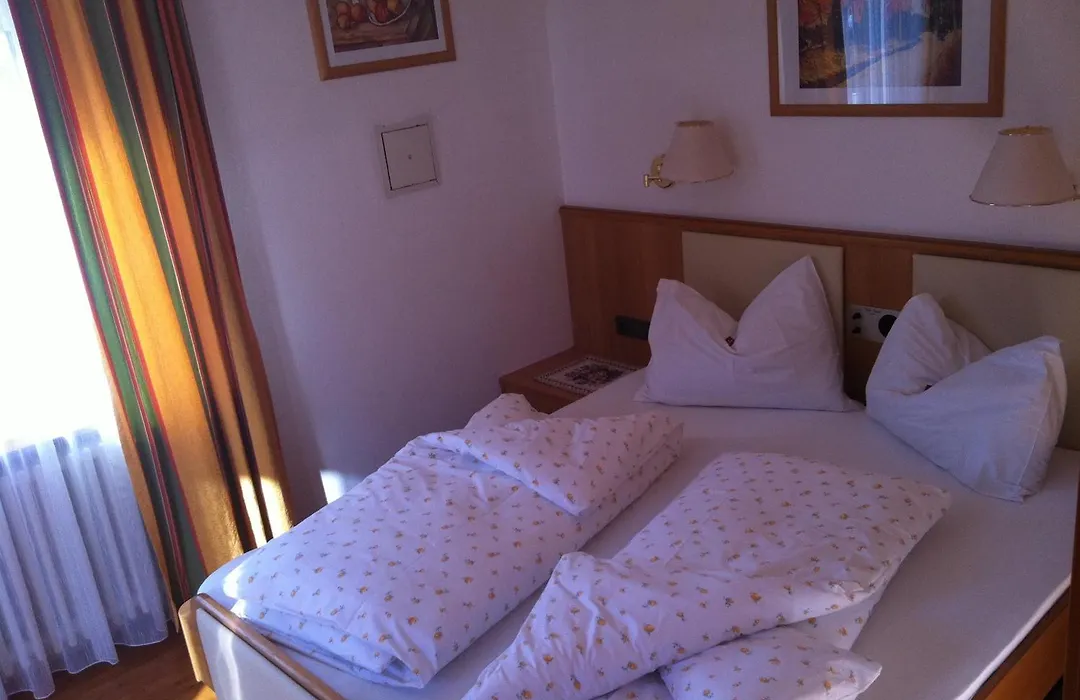 Hotel Serena-1