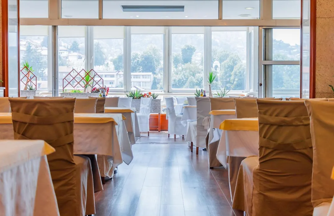 Hotel Saraj-1