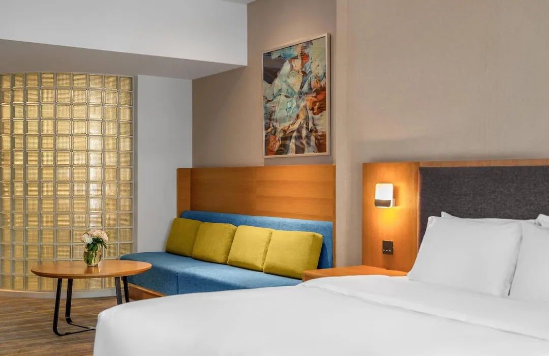 Holiday Inn Express Chengdu Airport Zone Shuangliu International Airport-1