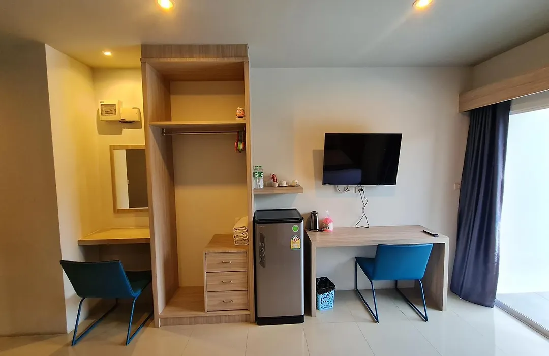 Carpio Hotel Phuket-1