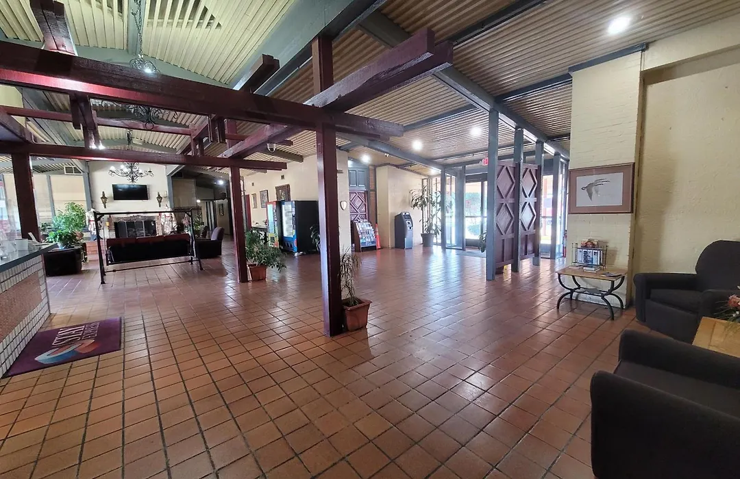 Stay Express Inn Athens (Adults Only)-1