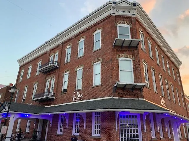 Island House Historic Vacation Rentals-1