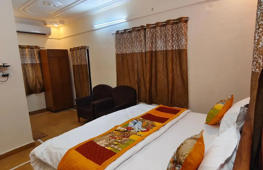Hotel Golden Night Jaisalmer-1