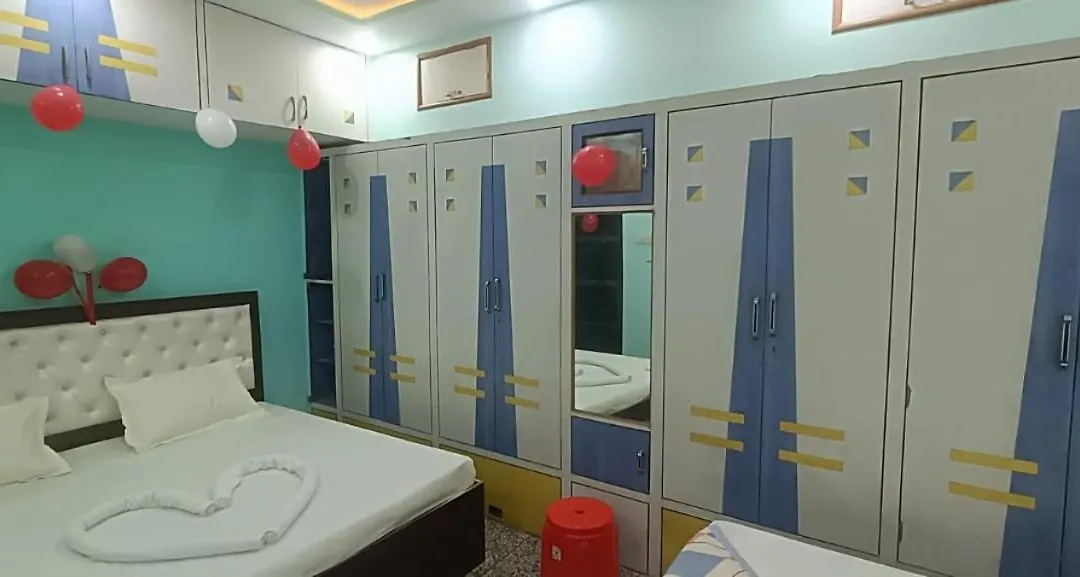 Shiv Kashi Paying Guest House-1