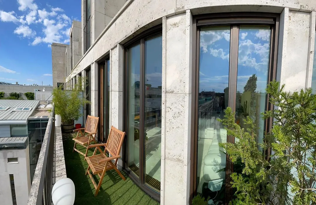 Nexliving Berlin Brandenburger Tor-1