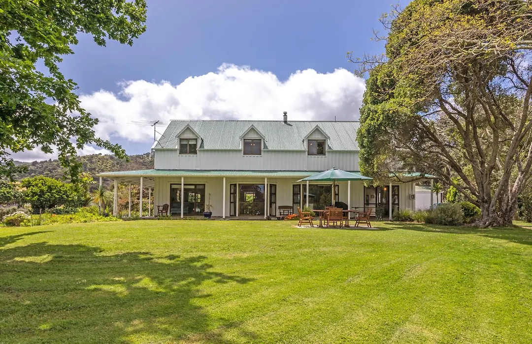Jacaranda Lodge-1