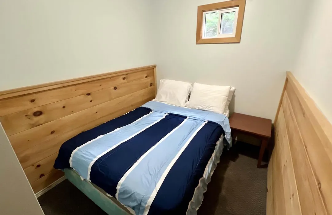 High Falls Bay Cottages, Camping & Waterpark-1