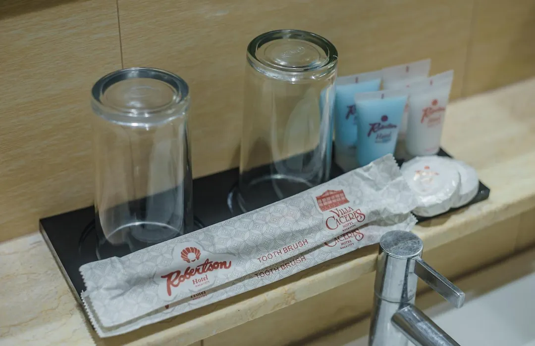 Robertson Hotel-1