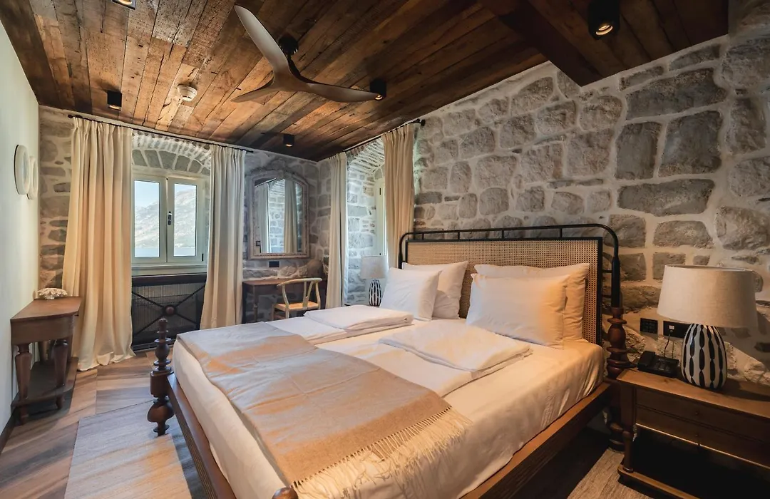 ESSENZA Hotel&SPA-1