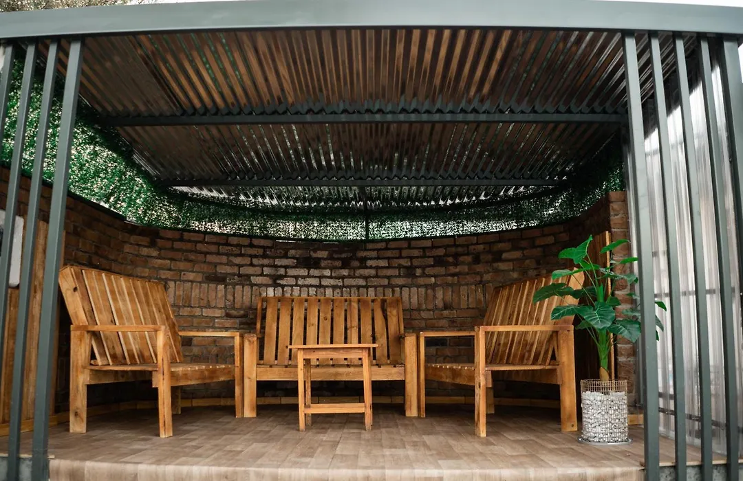 Plein On Suid Guesthouse-1