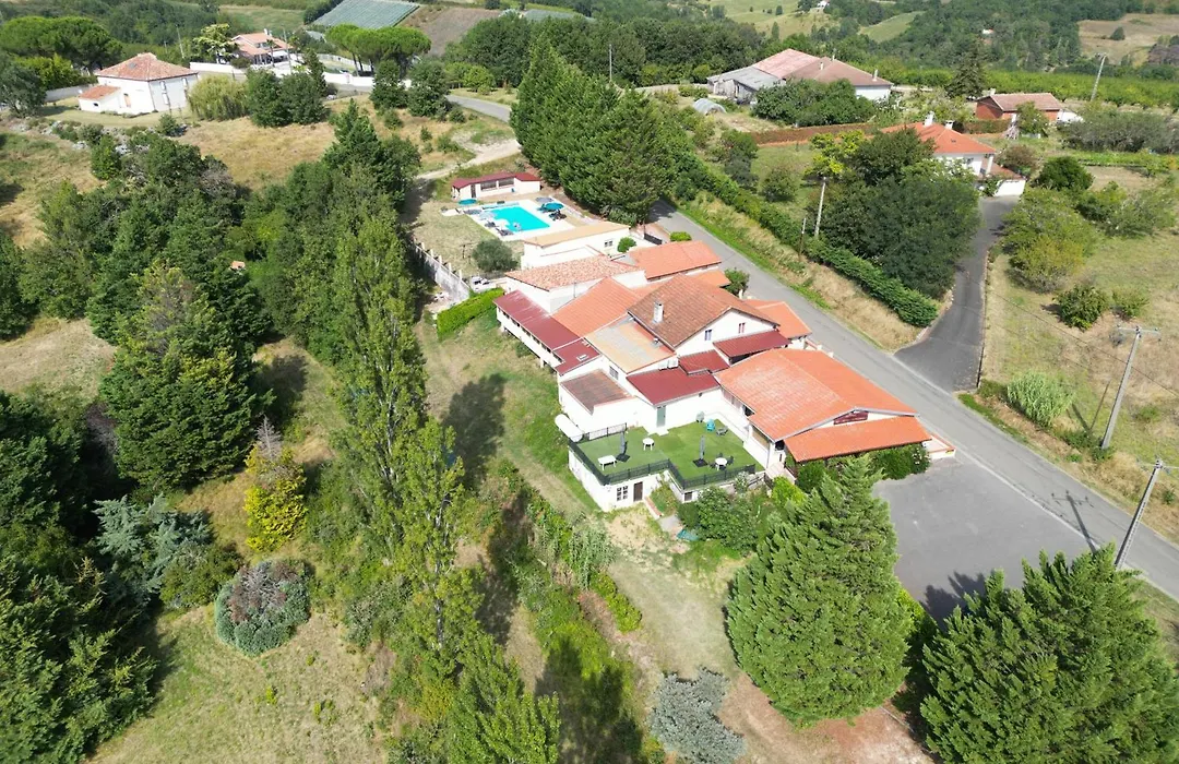 Logis Des Cretes De Pignols-1