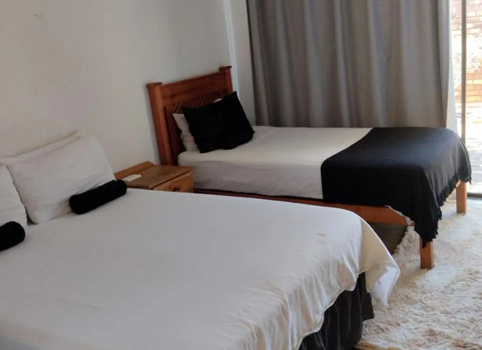 Woodpecker Guesthouse Middelburg Mpumalanga-1
