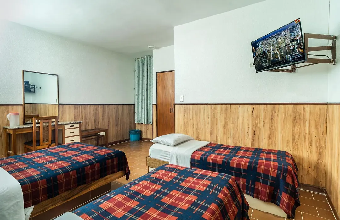 Hotel Lider-1
