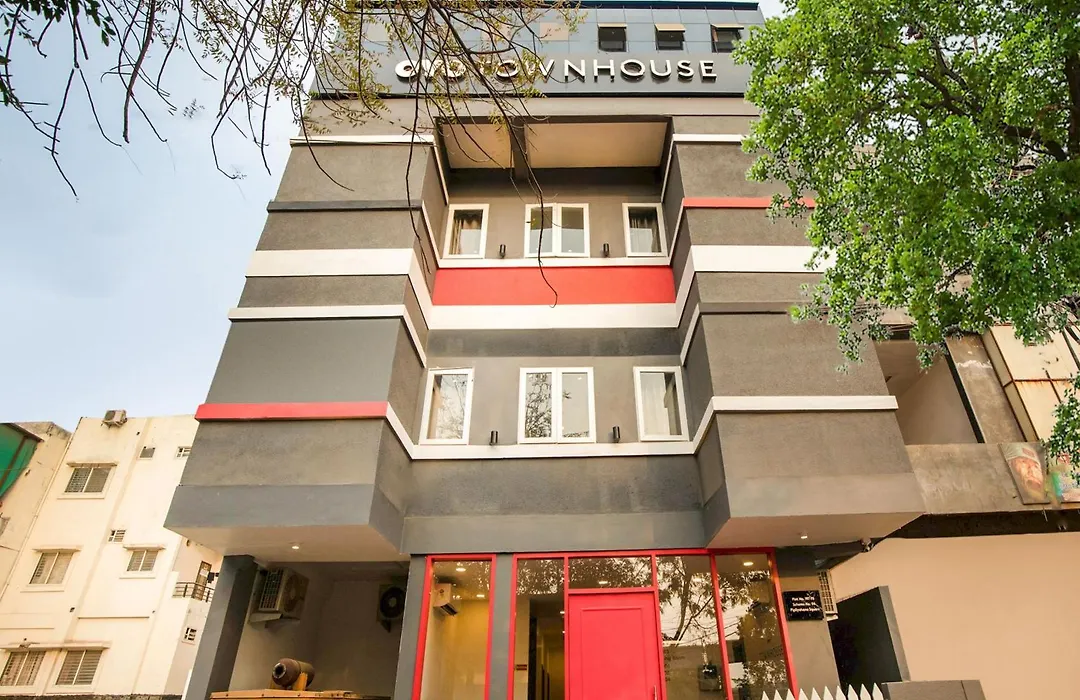 Townhouse Pipliyahana Square-1