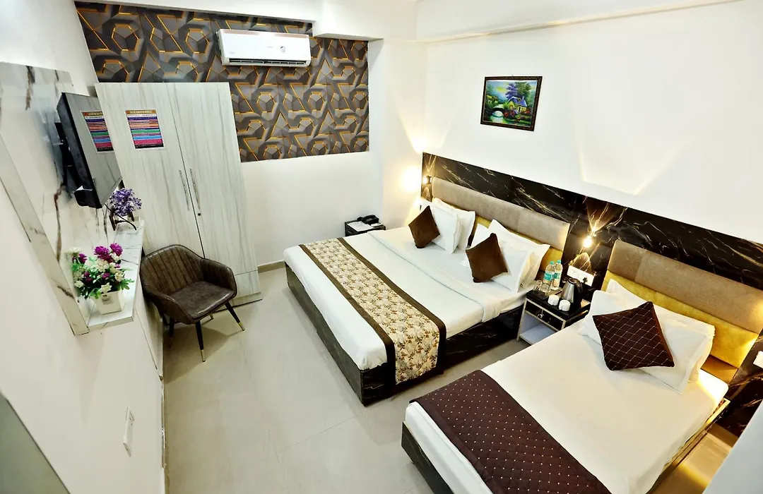 Hotel Popular Suites Delhi Airport-1