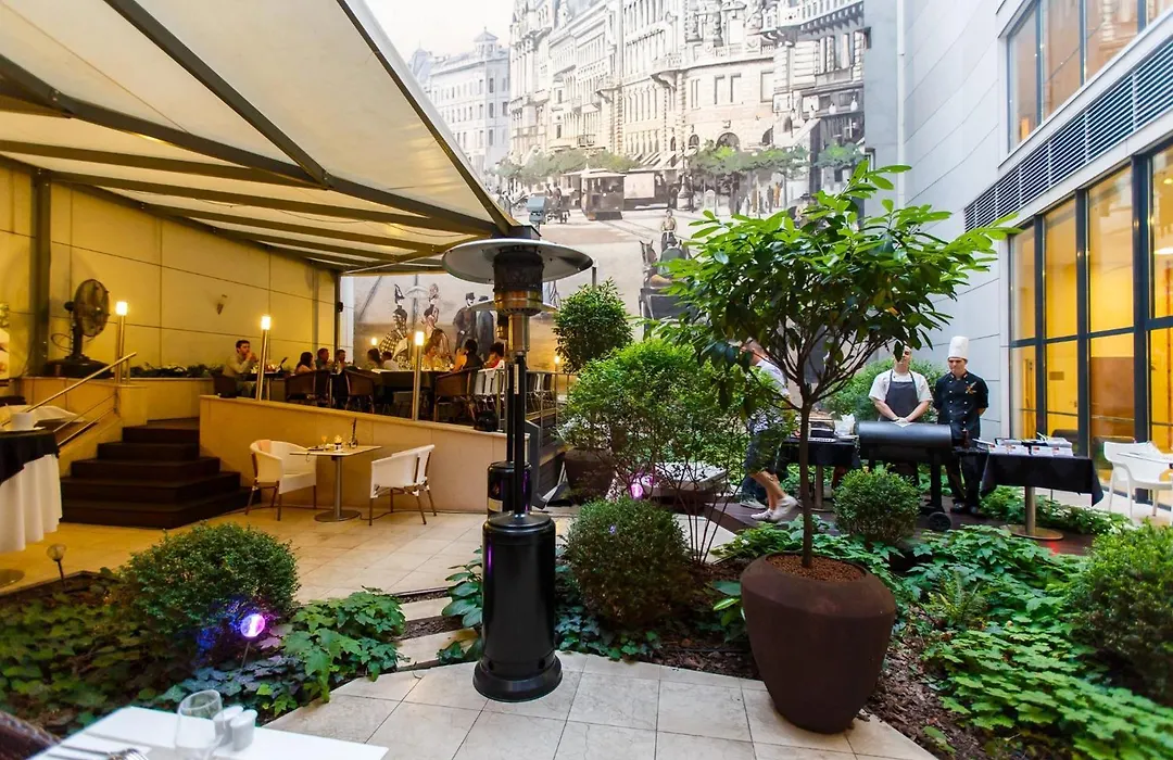 Continental Hotel Budapest-1