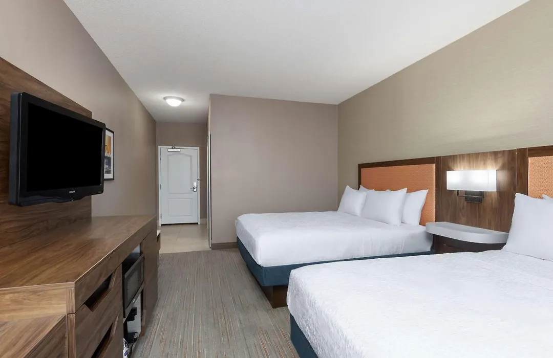 Hampton Inn & Suites Harrisburg-1