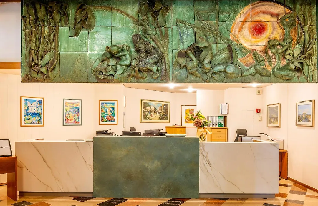 Hotel Palme & Suite-1