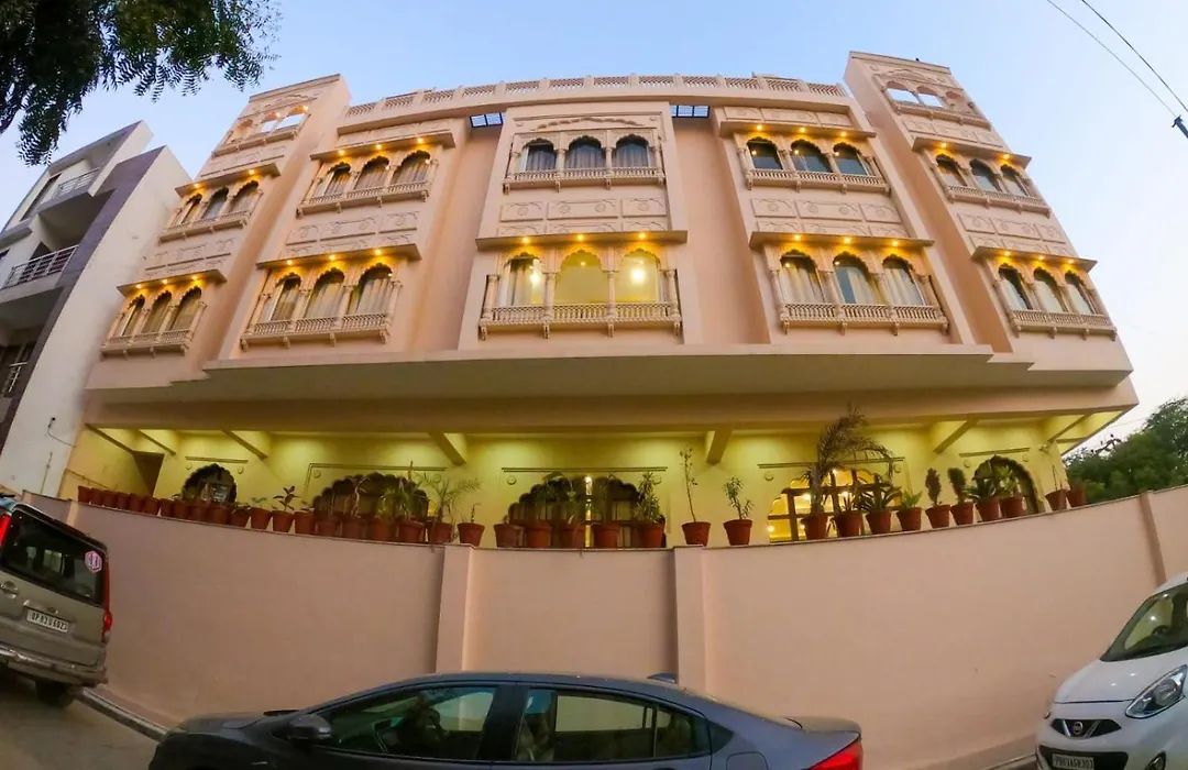 The Taj Vista Agra -Walking Distance To Taj Mahal-1