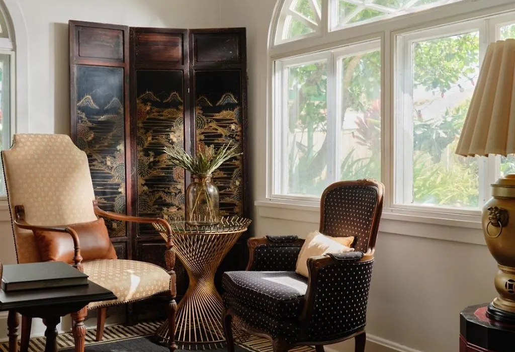 Lokelani Suite - Historic Comfort, Free Breakfast!-1