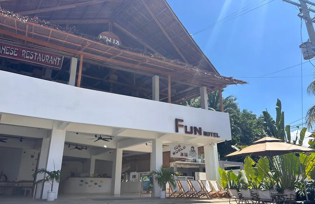 Fun Hotel-1