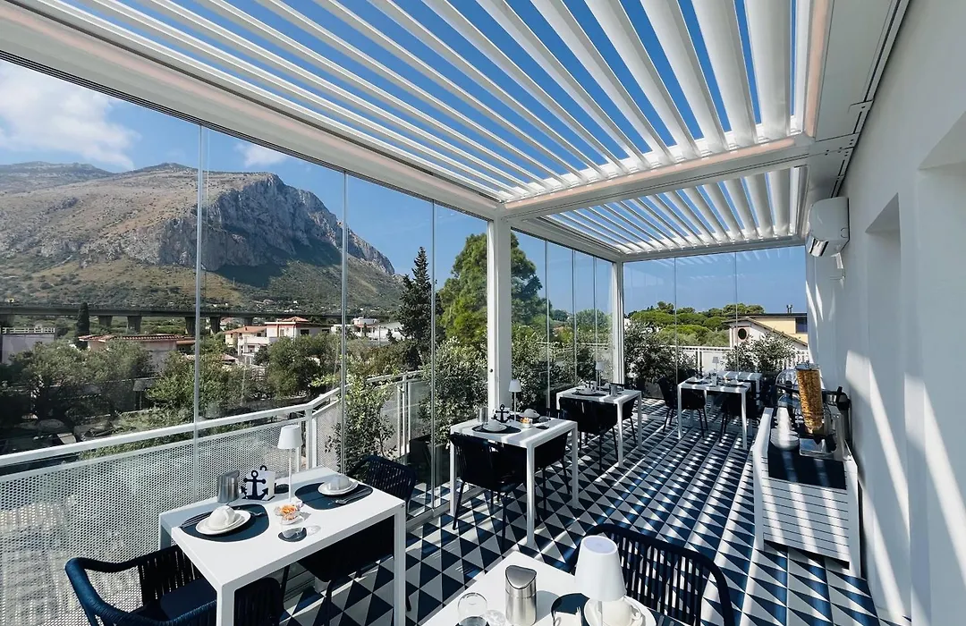 Marina Boutique Rooms-1