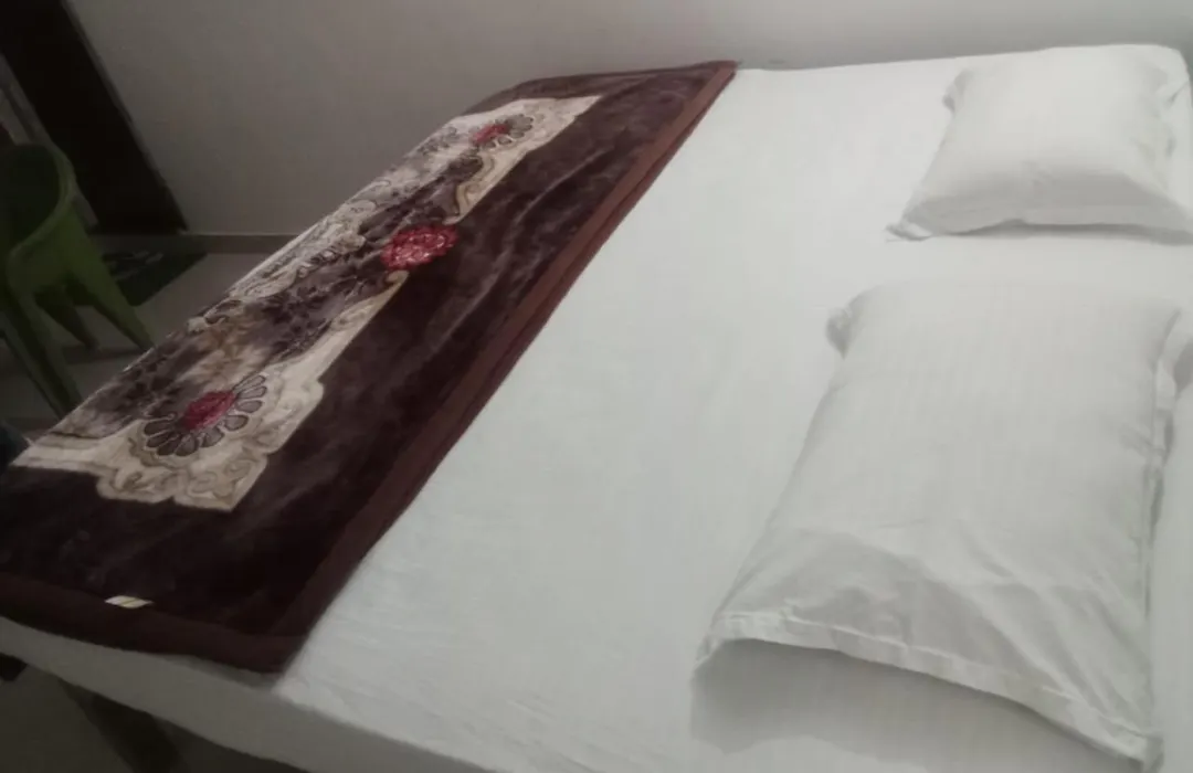 Shri Ram Lala Guest House Ayodhya-1