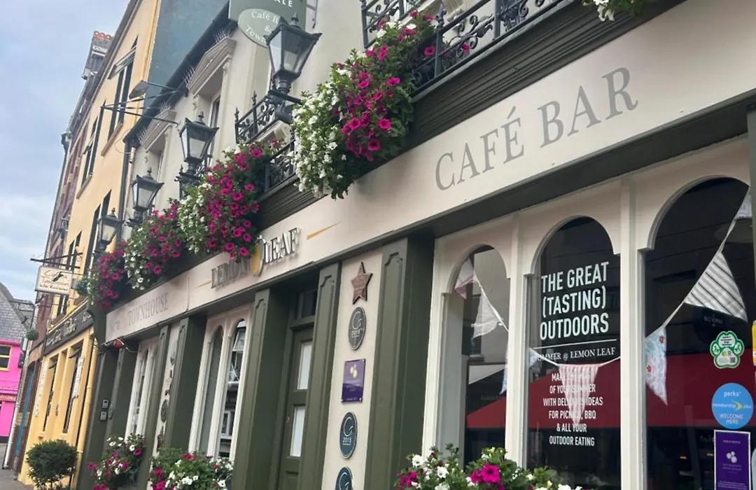 The Lemon Leaf Café Bar&Townhouse-1