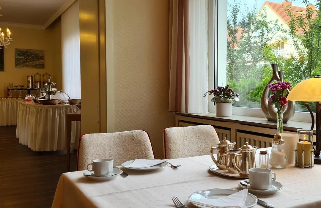 Hotel Hessischer Hof-1