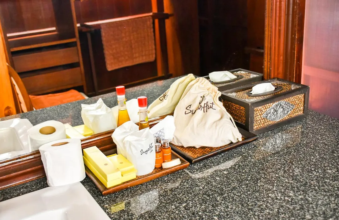 Sugar Hut Resort & Restaurant-1