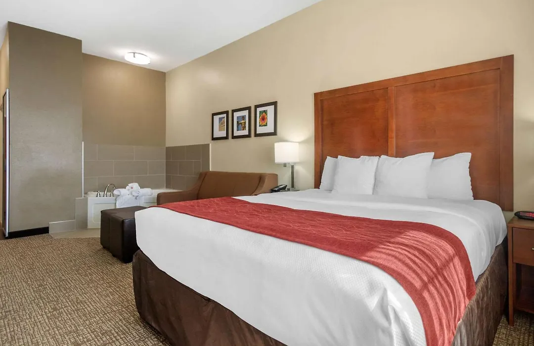 Comfort Inn & Suites Glenpool-1