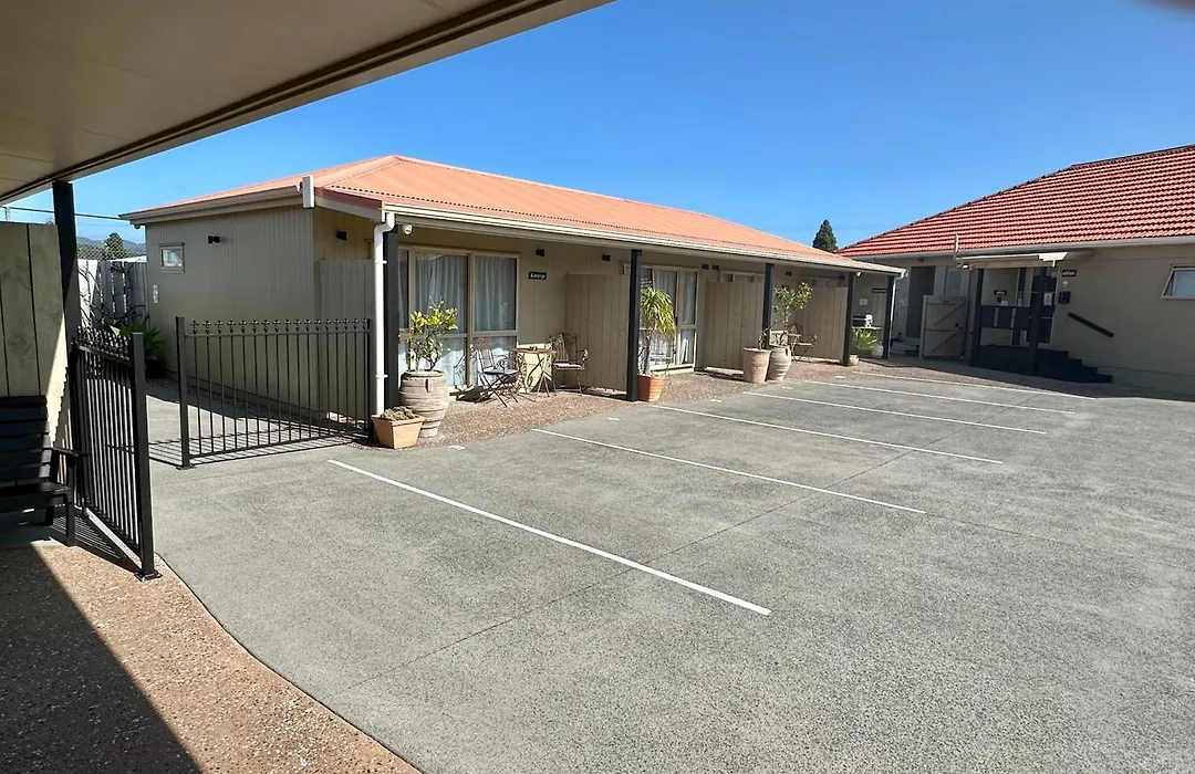 The Olive Motel-1
