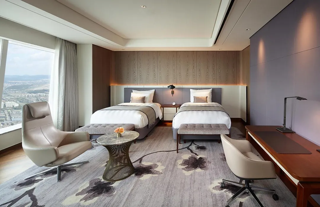 Signiel Seoul-1