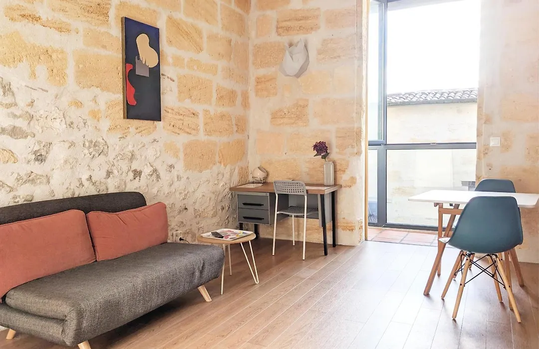 B&B Bordeaux Saint Michel-1