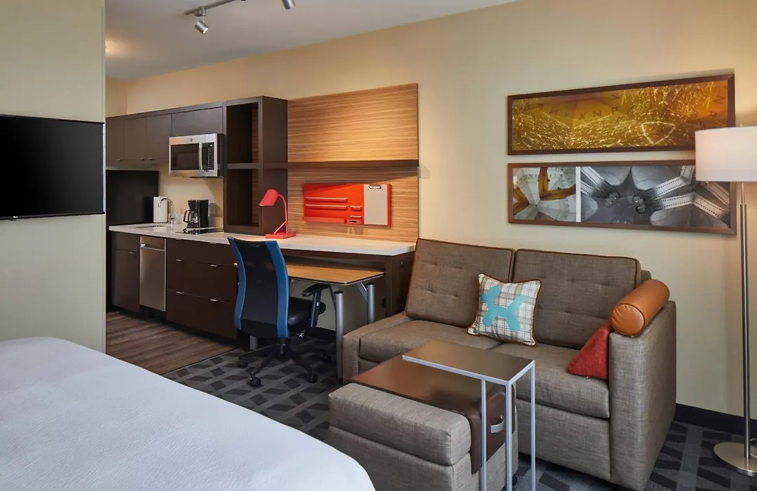 Towneplace Suites By Marriott Columbus North - Osu-1