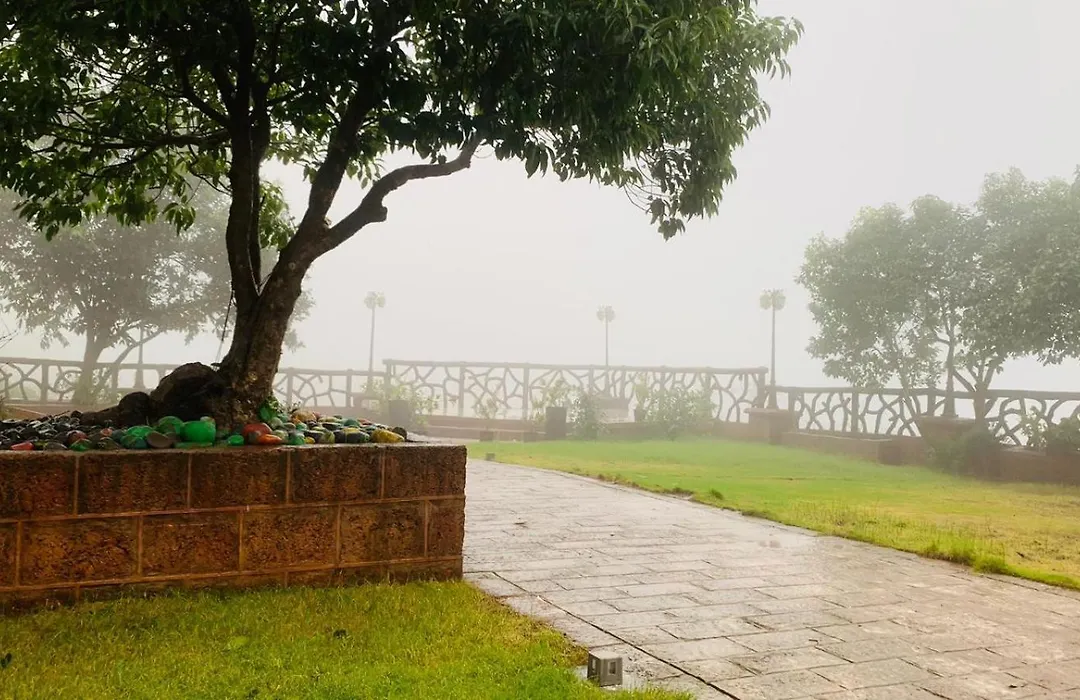 Oxygen Resorts Mahabaleshwar-1