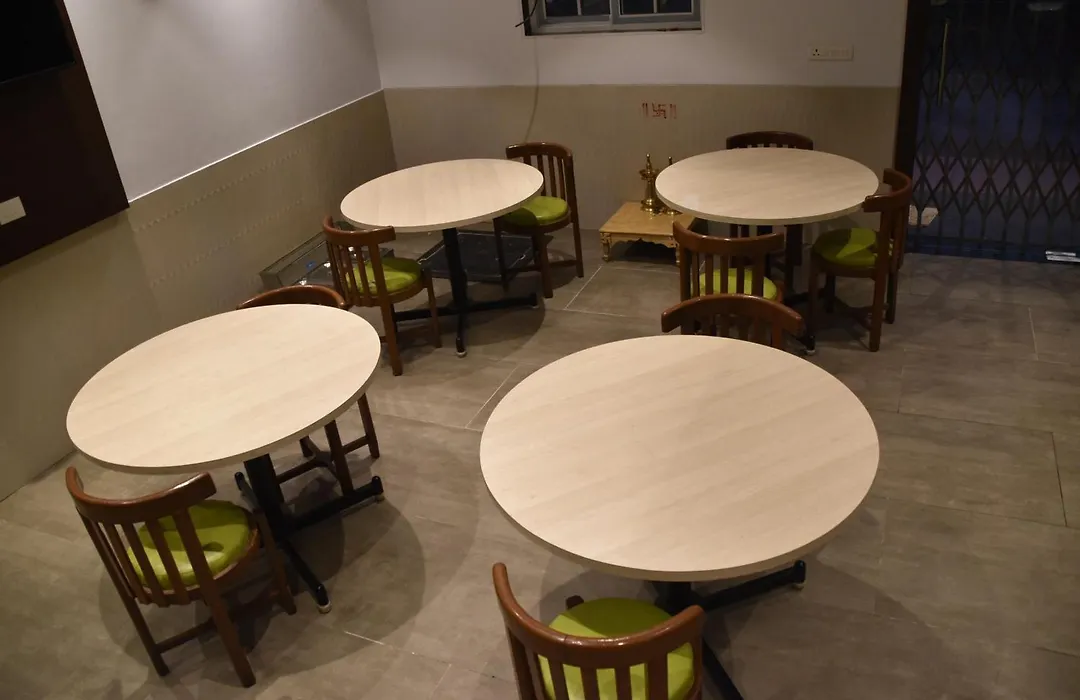 Hotel Aarush Inn-1