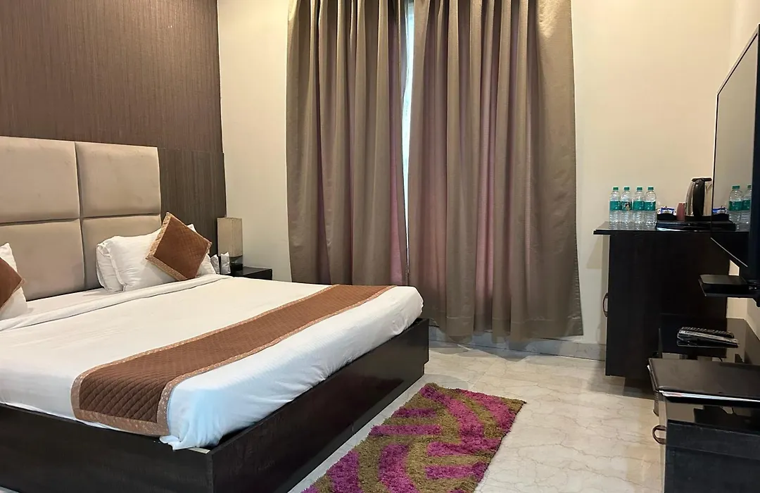 Hotel Idhayan Palace-1
