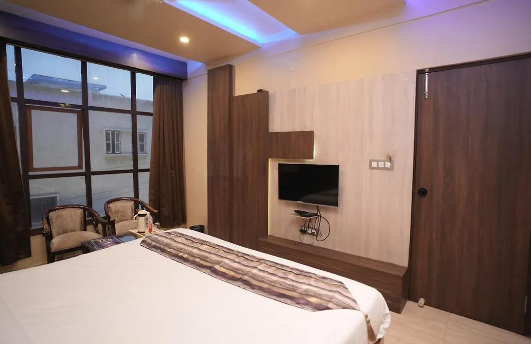 Hotel Rajkamal Near Varanasi Railway Station-1