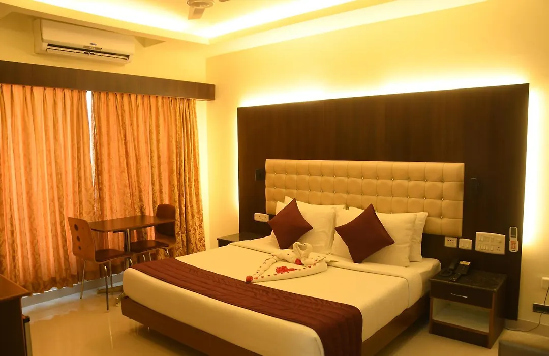 Hotel Sr Tiruchendur-1