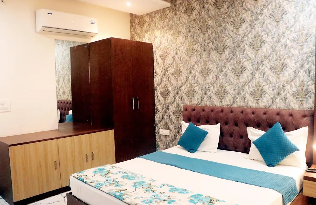 Rbs Hotel & Restaurant 5 Mint Walking Distance From Ram Janam Bhumi-1
