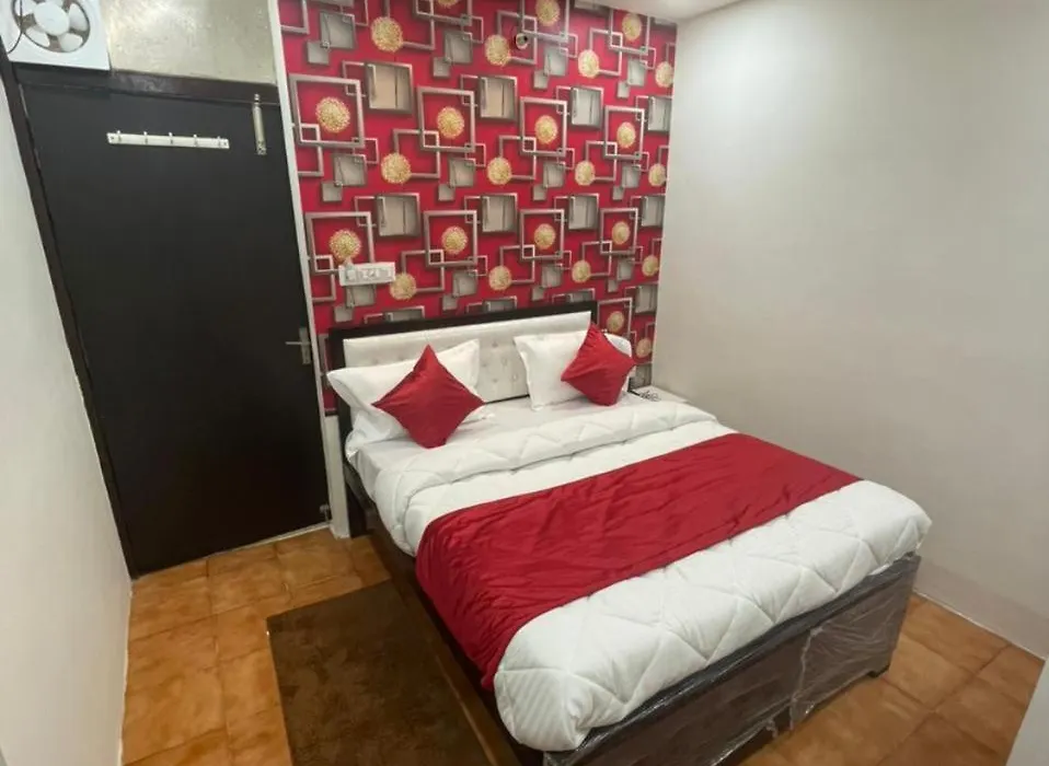 Hotel Gurudev-1
