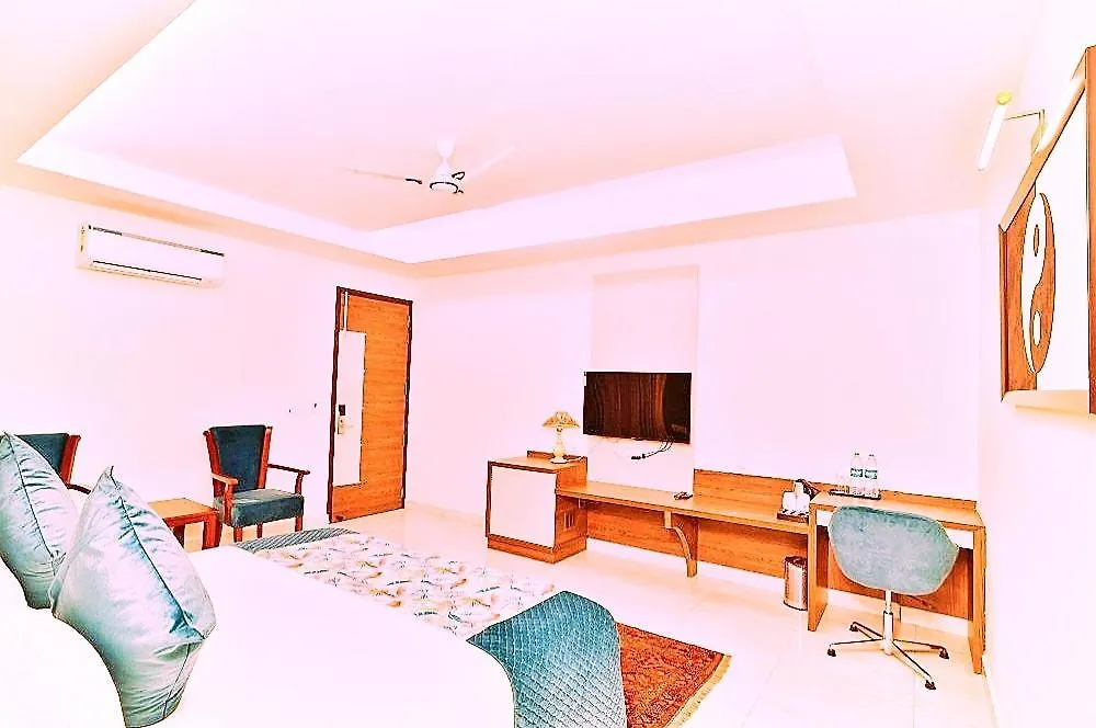 Hotel Sp Residency Near International Igi Airport Delhi-1