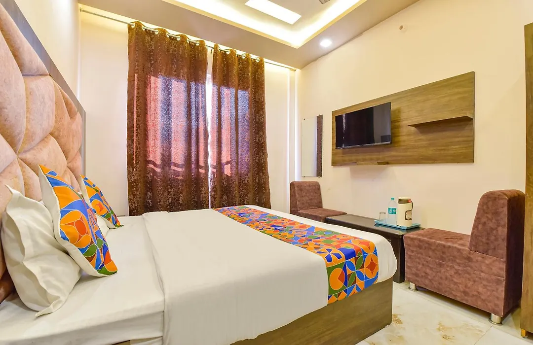 Fabhotel Dhruv Nanda-1